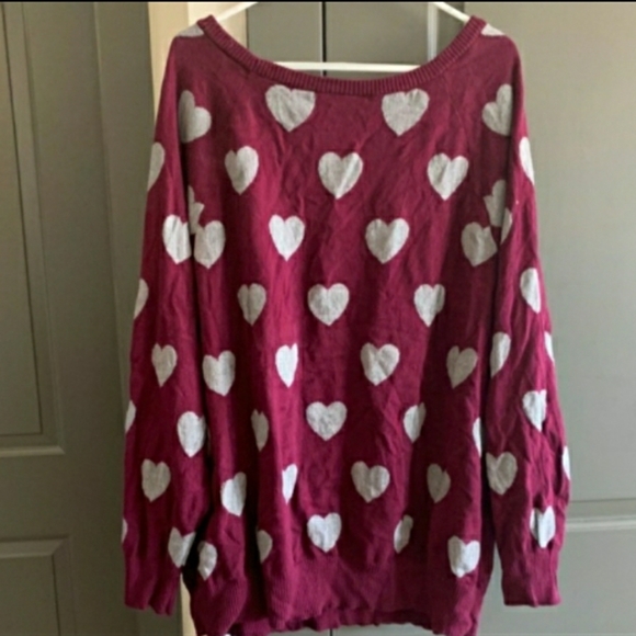 Cute Burgundy Grey Heart Print Sweater - Picture 5 of 5